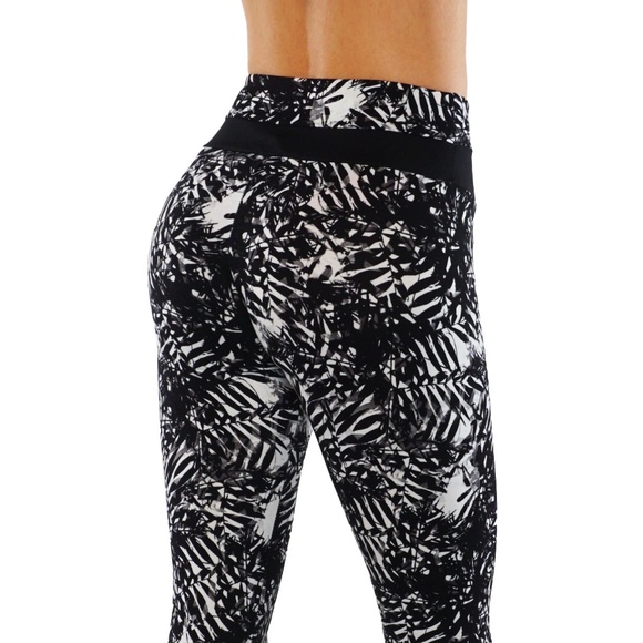 Super soft Leggings with mesh 16-06 - Picture 3 of 4